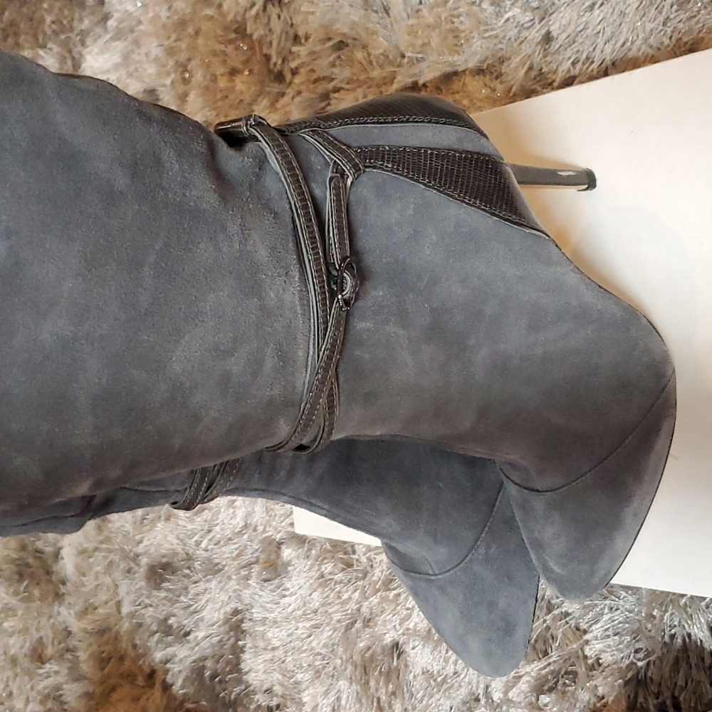 White house black market Boots